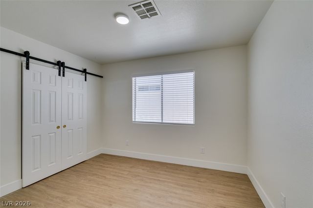 7824 Villa Finestra Drive, Las Vegas, NV 89128
