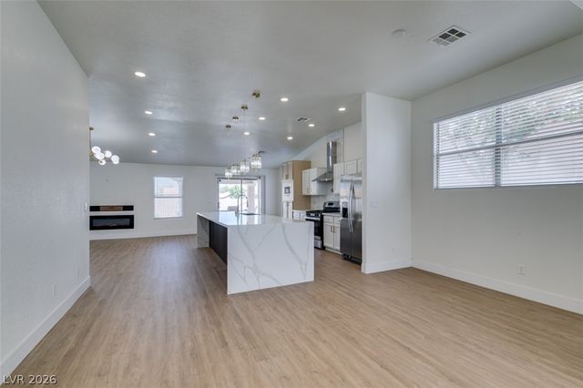7824 Villa Finestra Drive, Las Vegas, NV 89128