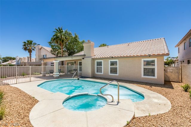 7824 Villa Finestra Drive, Las Vegas, NV 89128