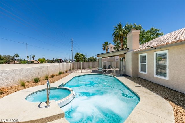 7824 Villa Finestra Drive, Las Vegas, NV 89128