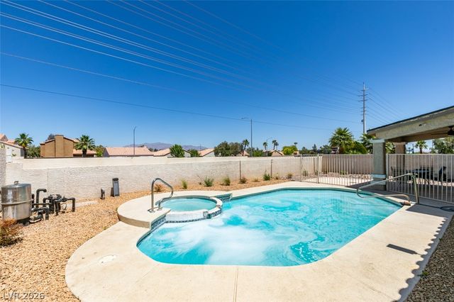 7824 Villa Finestra Drive, Las Vegas, NV 89128