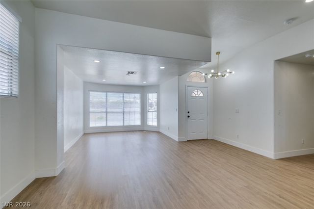 7824 Villa Finestra Drive, Las Vegas, NV 89128