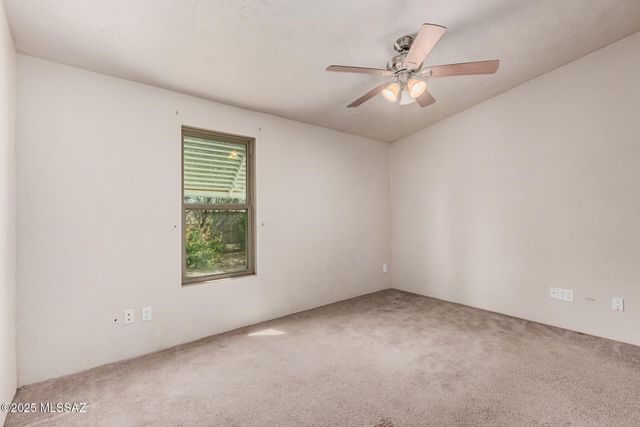9231 W Ira Street, Tucson, AZ 85735