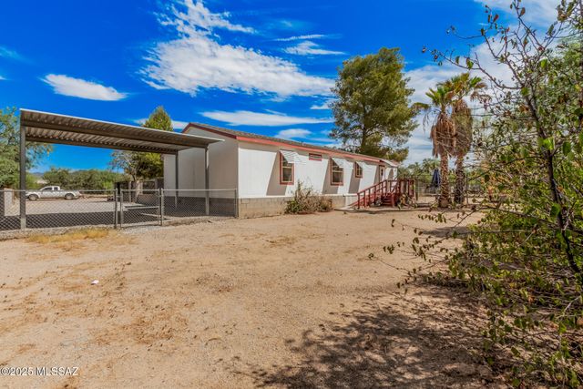 9231 W Ira Street, Tucson, AZ 85735