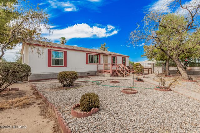 9231 W Ira Street, Tucson, AZ 85735