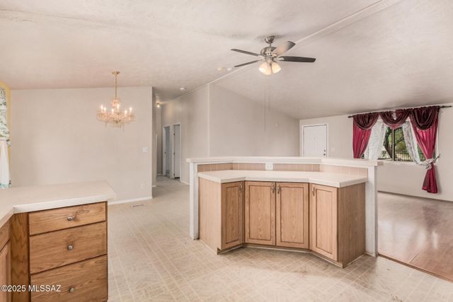 9231 W Ira Street, Tucson, AZ 85735