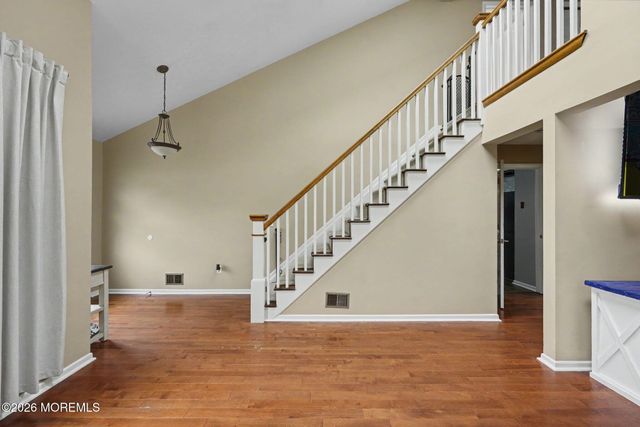 6 Scarlet Lane, Howell, NJ 07731
