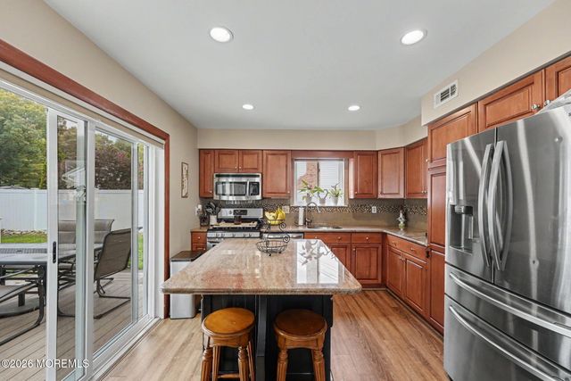 6 Scarlet Lane, Howell, NJ 07731