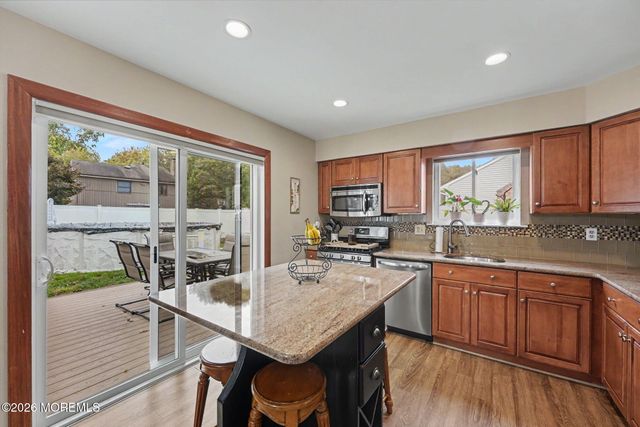 6 Scarlet Lane, Howell, NJ 07731