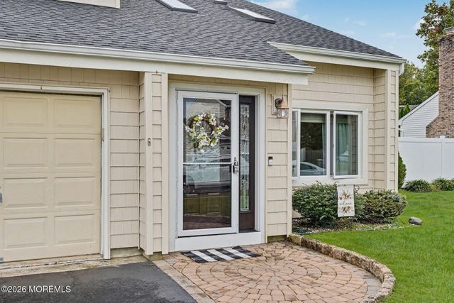 6 Scarlet Lane, Howell, NJ 07731