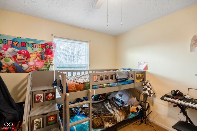 1039 E White Ash Court, Mooresville, IN 46158