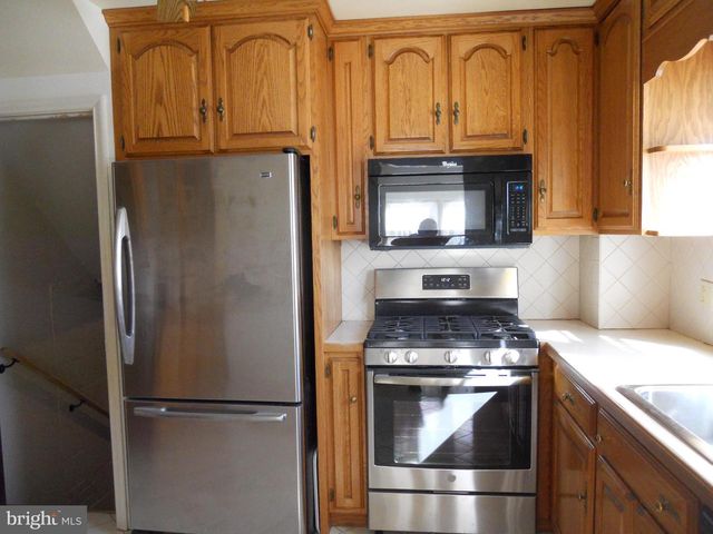 909 BRIGHTON AVE, Reading, PA 19606