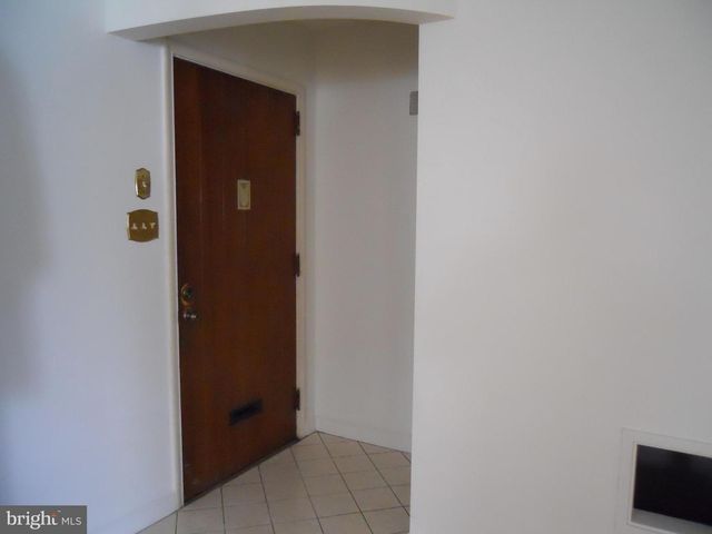 909 BRIGHTON AVE, Reading, PA 19606