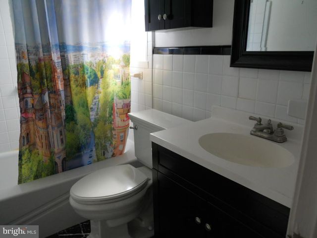 909 BRIGHTON AVE, Reading, PA 19606