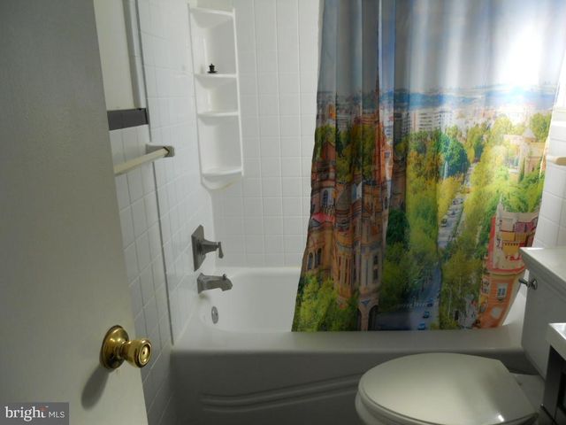 909 BRIGHTON AVE, Reading, PA 19606