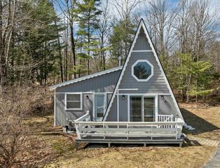 1 East Bluff Highlands # 18, Meredith, NH 03253
