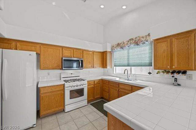3743 Tohono Canyon Street, Las Vegas, NV 89147