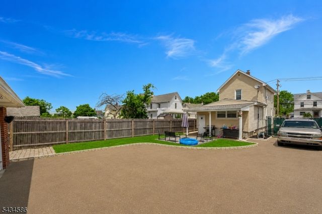 177 Pulaski Ave, Sayreville Boro, NJ 08872