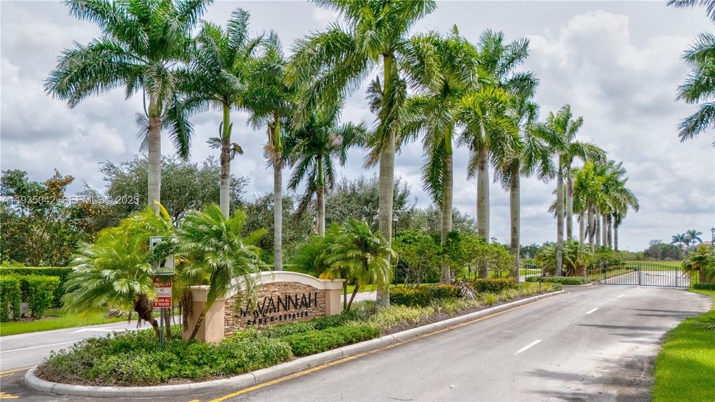 001 SW 215 Avenue, Homestead, FL 33030