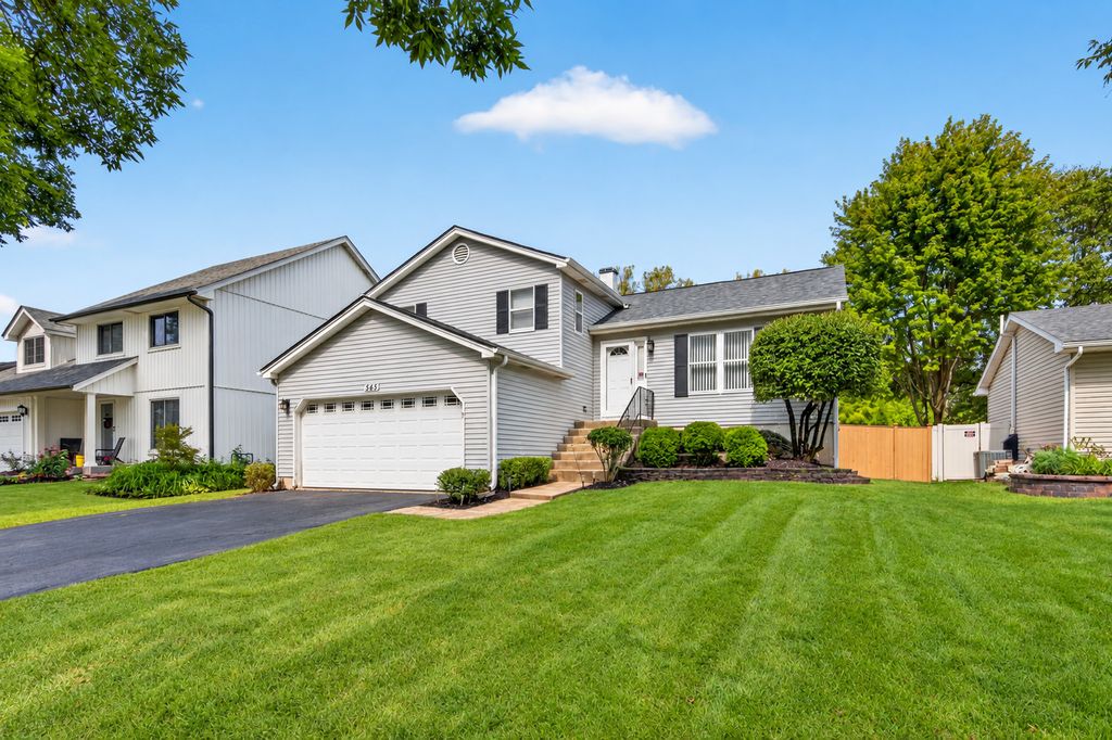 585 Beaconsfield Avenue, Naperville, IL 60565 — photo 2