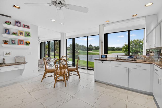 19620 Sawgrass Circle 2802, Boca Raton, FL 33434