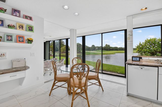 19620 Sawgrass Circle 2802, Boca Raton, FL 33434