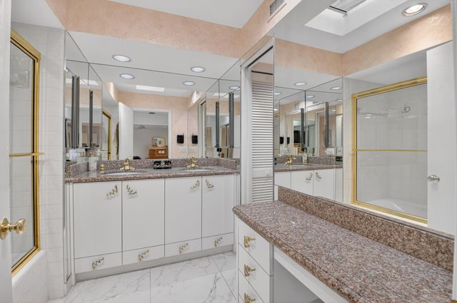 19620 Sawgrass Circle 2802, Boca Raton, FL 33434