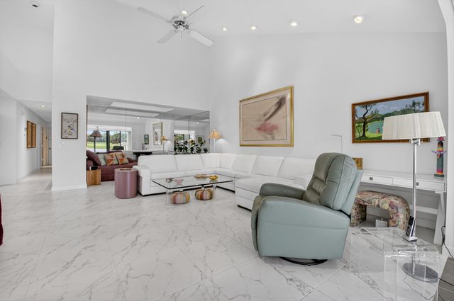 19620 Sawgrass Circle 2802, Boca Raton, FL 33434