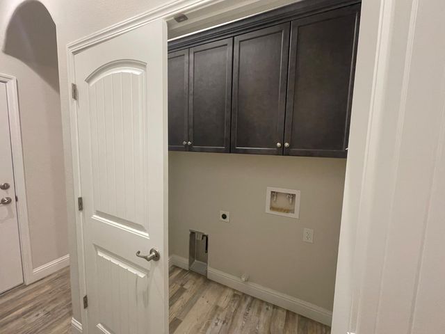 16190 West David, Kerman, CA 93630