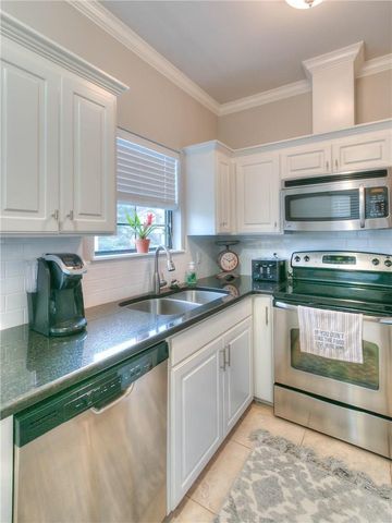 3100 Fairfield Avenue 4D, Shreveport, LA 71104