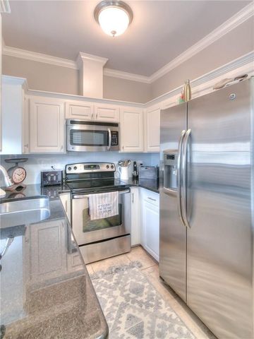 3100 Fairfield Avenue 4D, Shreveport, LA 71104