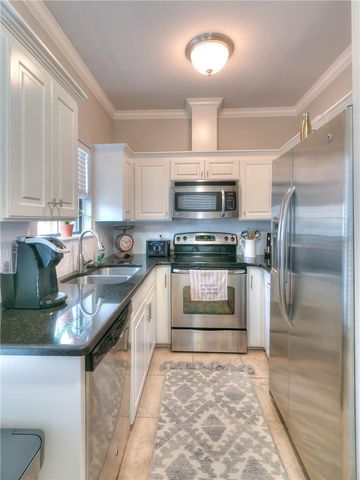 3100 Fairfield Avenue 4D, Shreveport, LA 71104