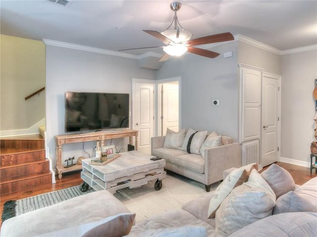 3100 Fairfield Avenue 4D, Shreveport, LA 71104