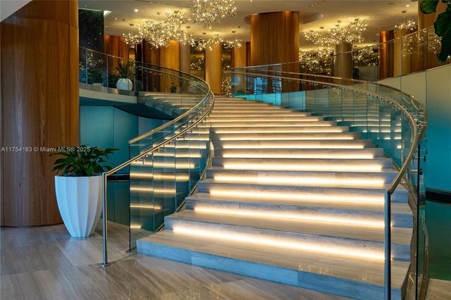 488 NE 18 St 1809, Miami, FL 33132