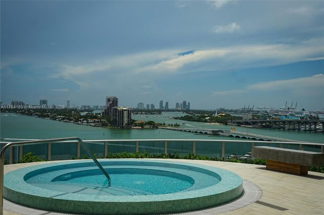 488 NE 18 St 1809, Miami, FL 33132