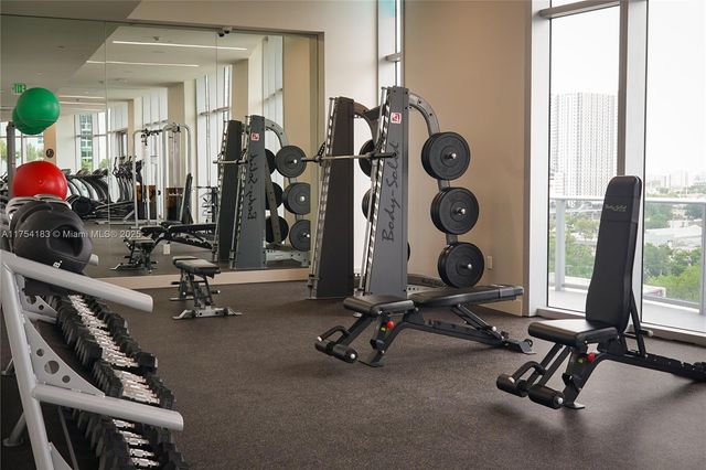 488 NE 18 St 1809, Miami, FL 33132