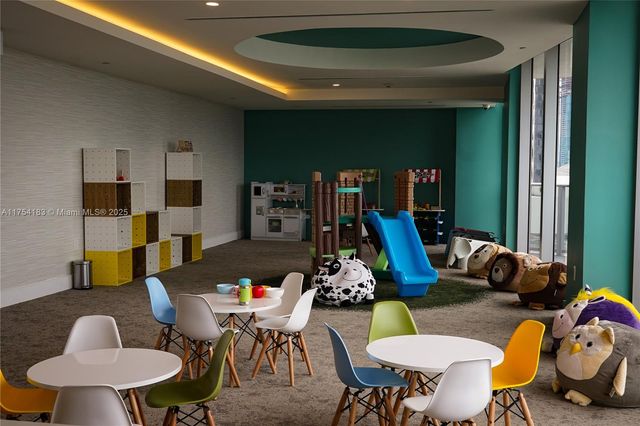 488 NE 18 St 1809, Miami, FL 33132