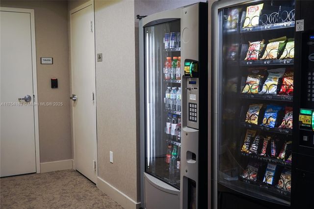 488 NE 18 St 1809, Miami, FL 33132