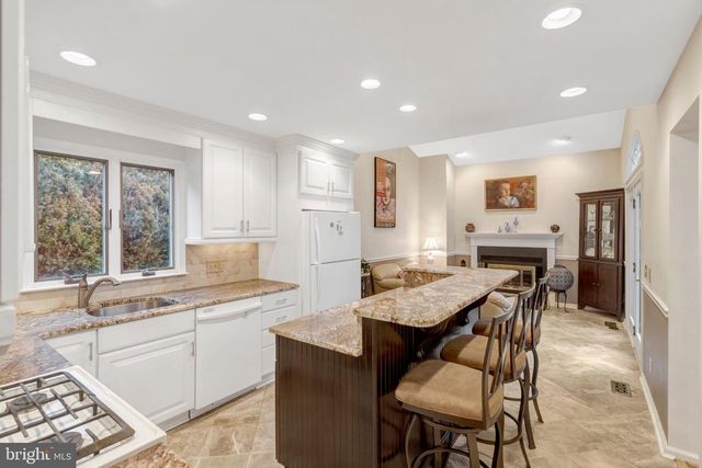 14404 COACHWAY DR, Centreville, VA 20120