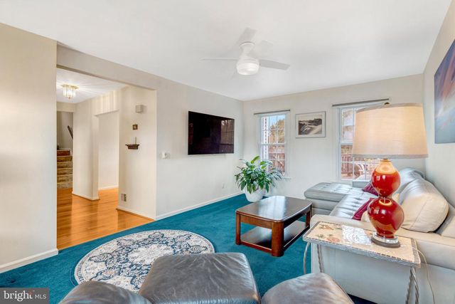 14404 COACHWAY DR, Centreville, VA 20120