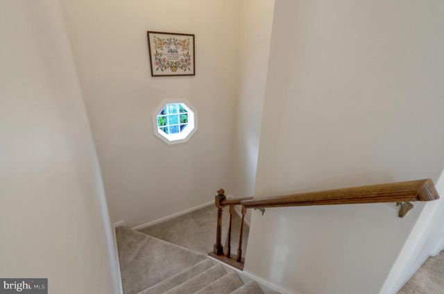 14404 COACHWAY DR, Centreville, VA 20120