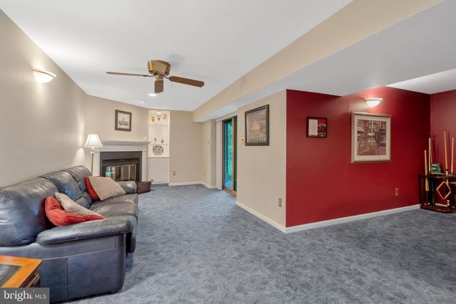 14404 COACHWAY DR, Centreville, VA 20120