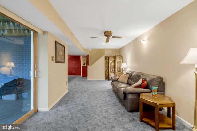 14404 COACHWAY DR, Centreville, VA 20120