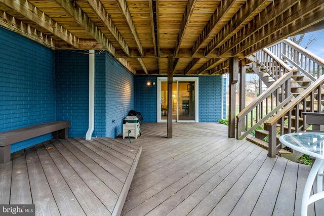 14404 COACHWAY DR, Centreville, VA 20120