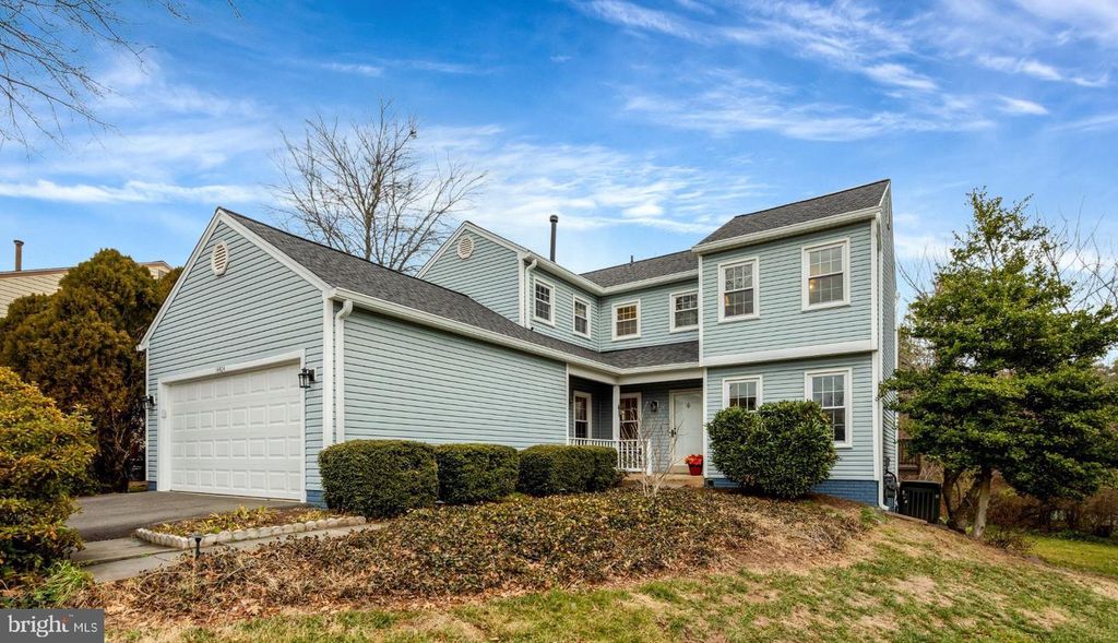 14404 COACHWAY DR, Centreville, VA 20120