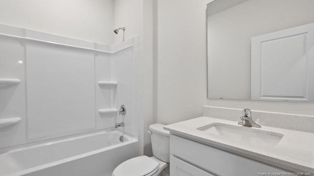 67 Calebs Corner Place, Spring Lake, NC 28390