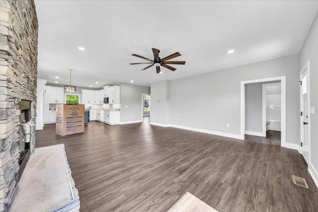101 Brinkley Road, Wartrace, TN 37183