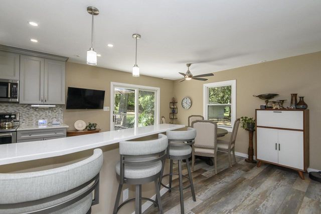 W285S3467 Snow Goose TRAIL, Waukesha, WI 53189