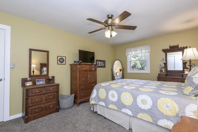 W285S3467 Snow Goose TRAIL, Waukesha, WI 53189