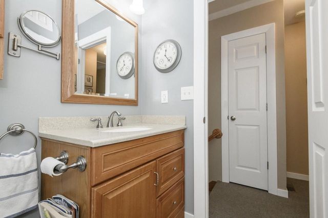 W285S3467 Snow Goose TRAIL, Waukesha, WI 53189